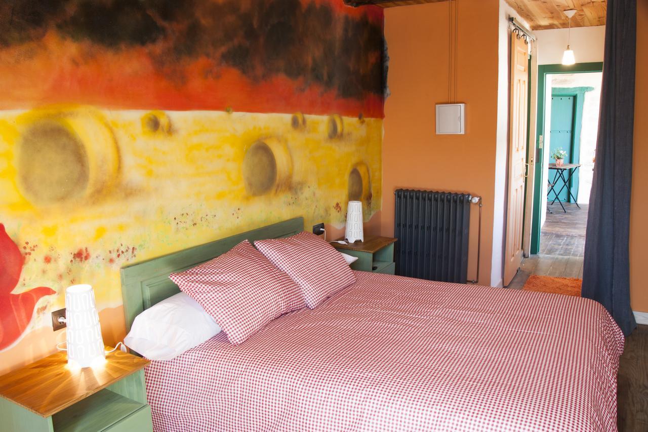 Hotel Rural Casa Indie Rabanal del Camino Luaran gambar