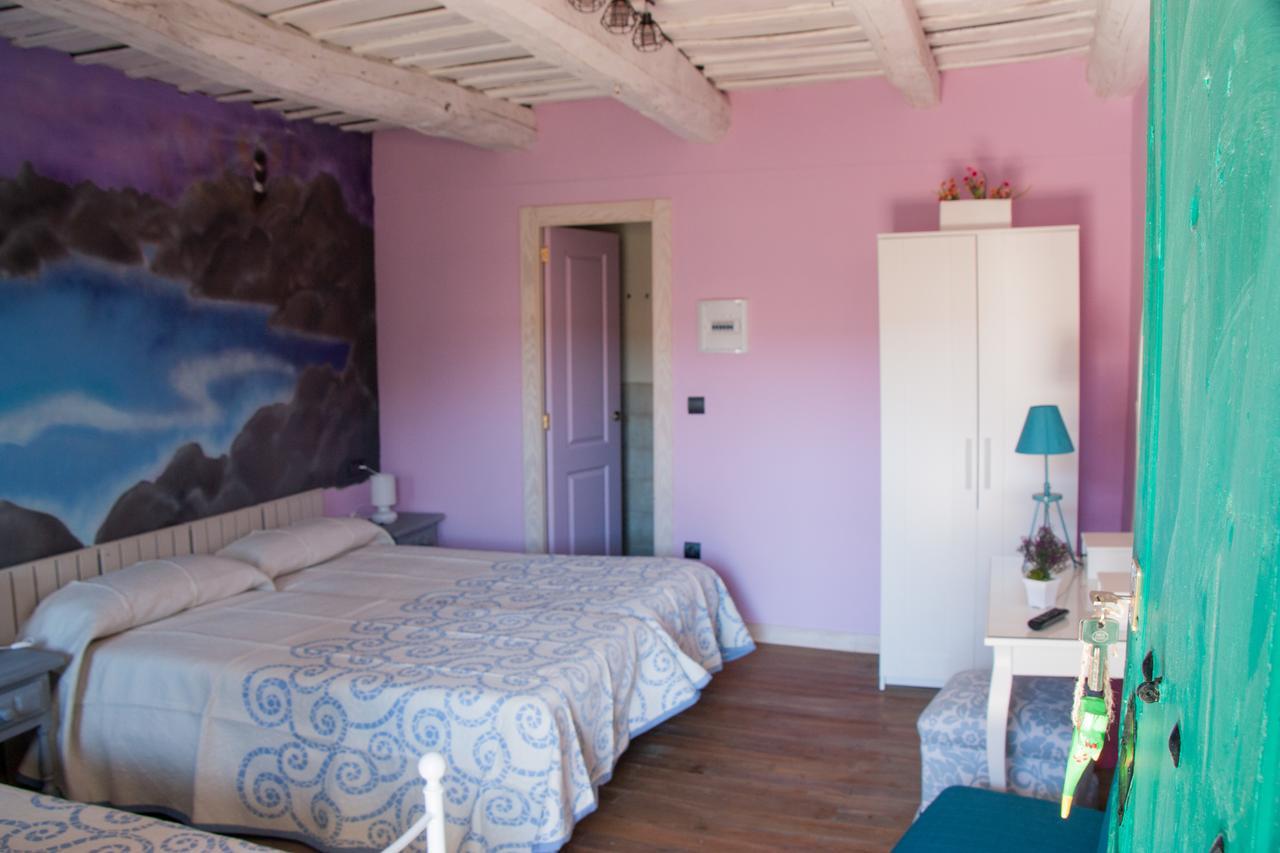 Hotel Rural Casa Indie Rabanal del Camino Luaran gambar